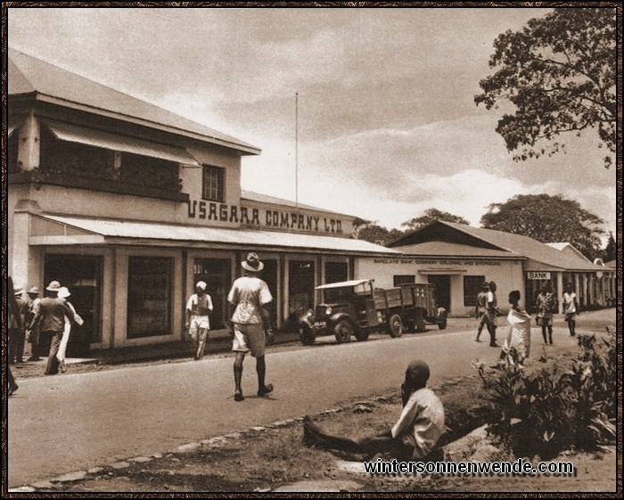 Das Gebäude der Deutsch-Ostafrikanischen Gesellschaft, die nach dem Weltkriege
in 