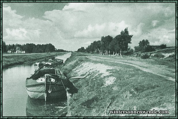 Alter Moorkanal bei Papenburg, Emsland.