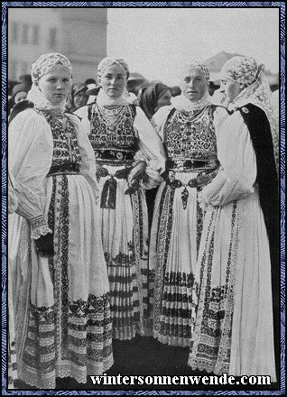 Siebenbürgische Frauen.