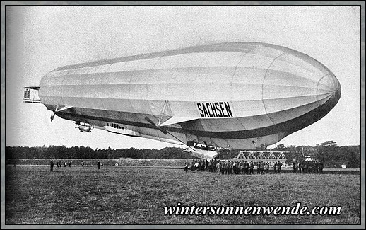 Das 
Zeppelin-Luftschiff 'Sachsen'.