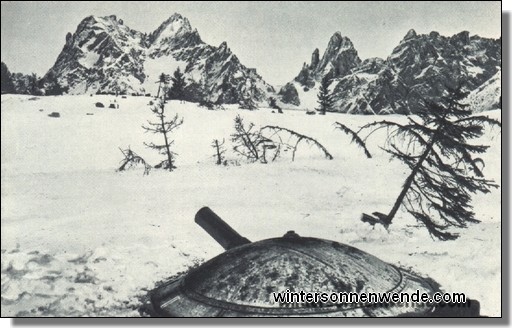 Panzerkuppelgeschütz an der Dolomitenfront.