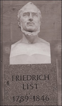 Friedrich-List-Büste am Hauptbahnhof Leipzig.