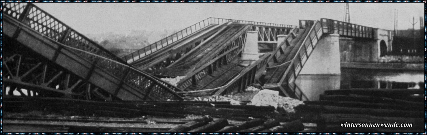 Namur, gesprengte Eisenbahnbrücke.