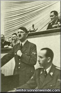 Der Führer während der Reichstagsrede am 1. 9.
1939