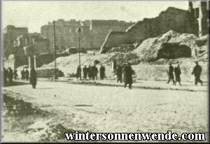 Completely destroyed houses in Warsaw.