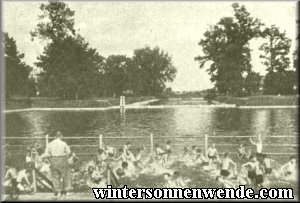 Swimming pool in Agricola Park.
